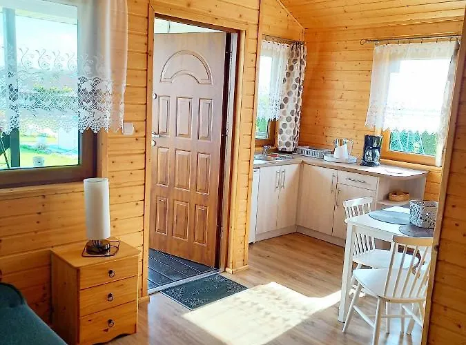 Letniskowe Paula Lodge *